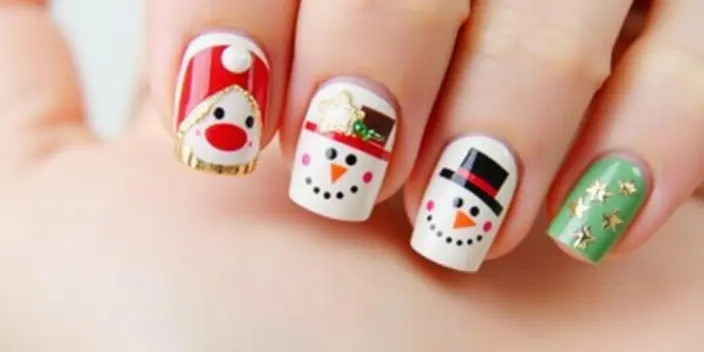 Holiday Nail Art Christmas Edition